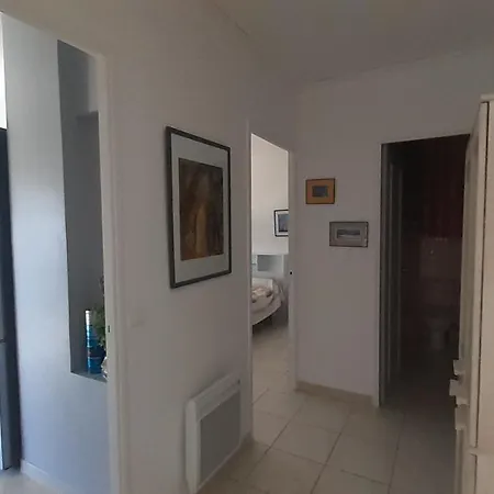 Appartement 50 M2 - Le Port, Hyères Extérieur photo